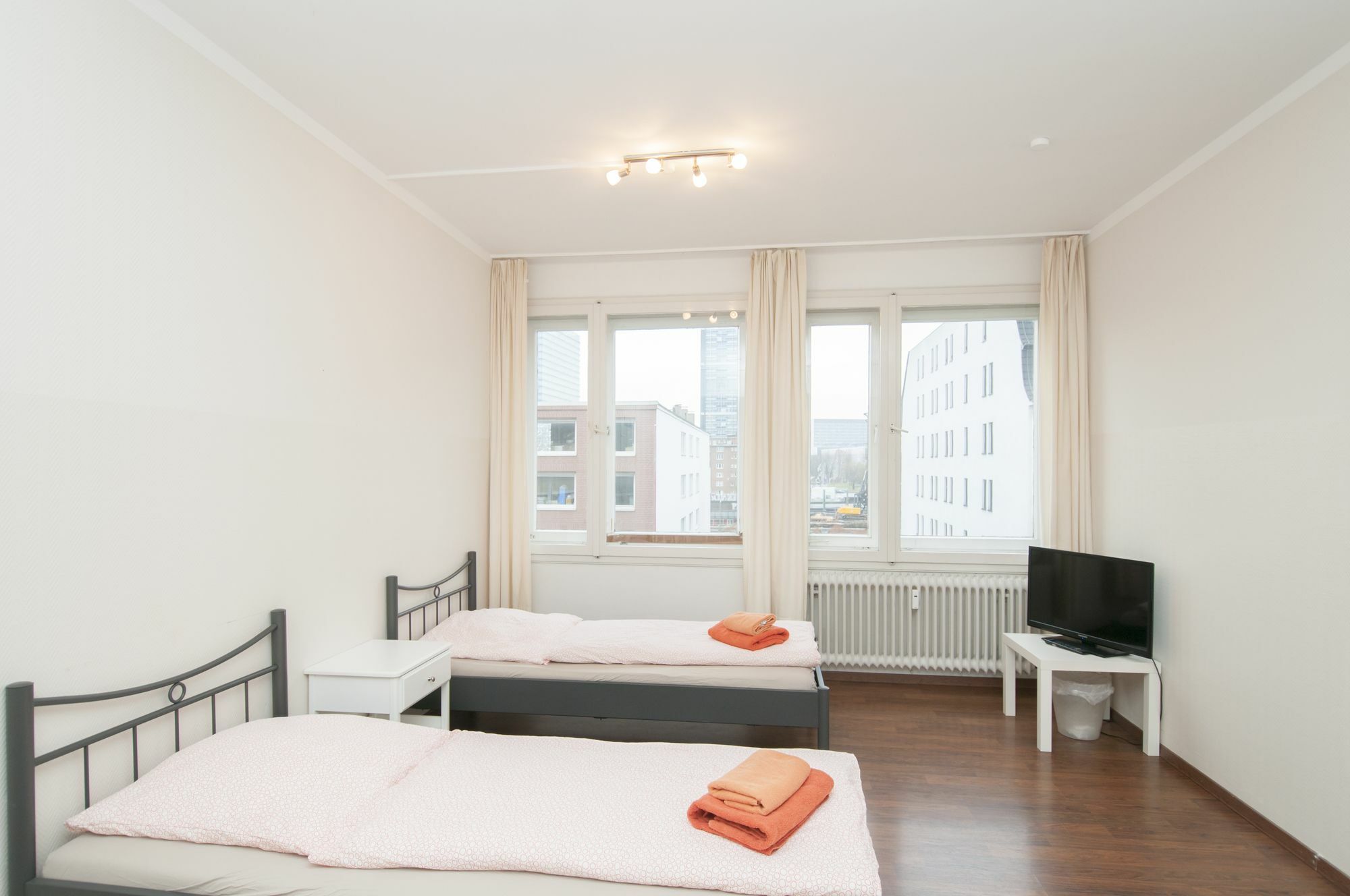 City-Appartements Nordkanalstrasse - Monteurunterkunft Hamburg Ngoại thất bức ảnh